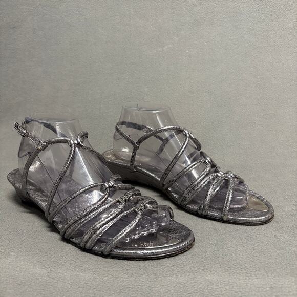 STUART WEITZMAN Women's Metallic Silver Leather Sandals Size 9 Gladiator Demi - Picture 2 of 16